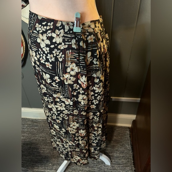 Vintage 90’s TR Bentley Plus Vacation Two Piece Skirt & Top 3X - Picture 11 of 12